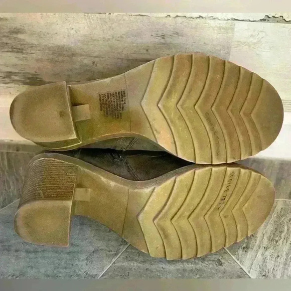 Mudd Women’s chunky lace up boots - Picture 6 of 6